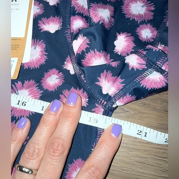 Level Six coastal sun shirt • NWT • Women’s large - Picture 6 of 7